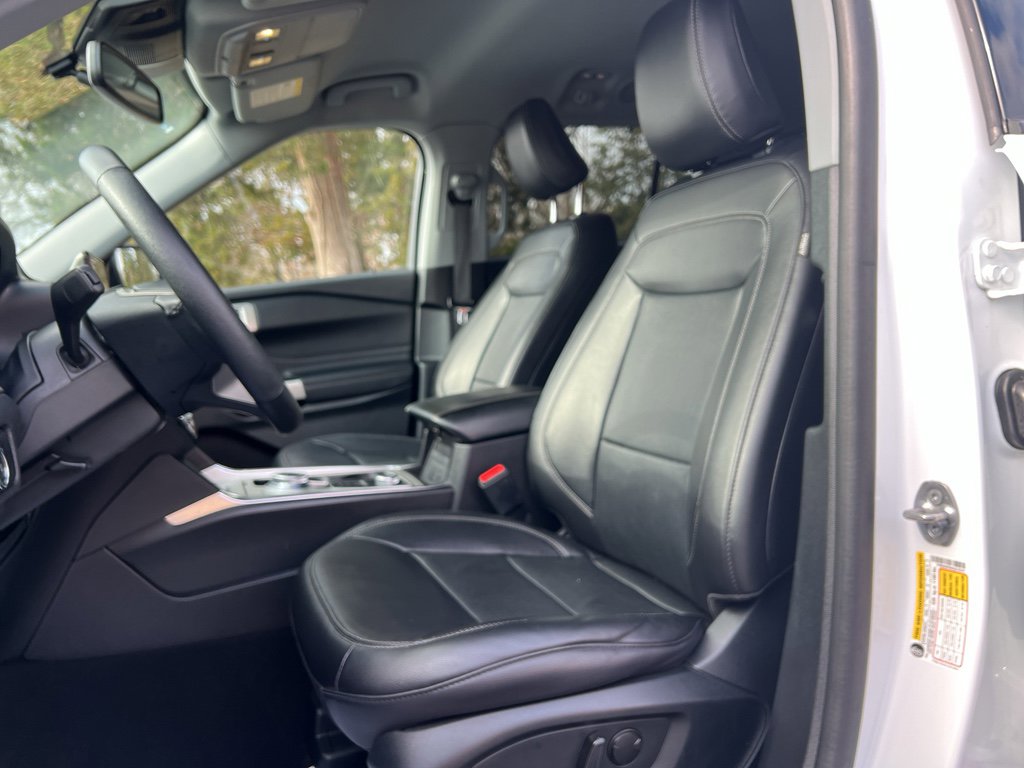 Used 2024 Ford Explorer Limited image 20