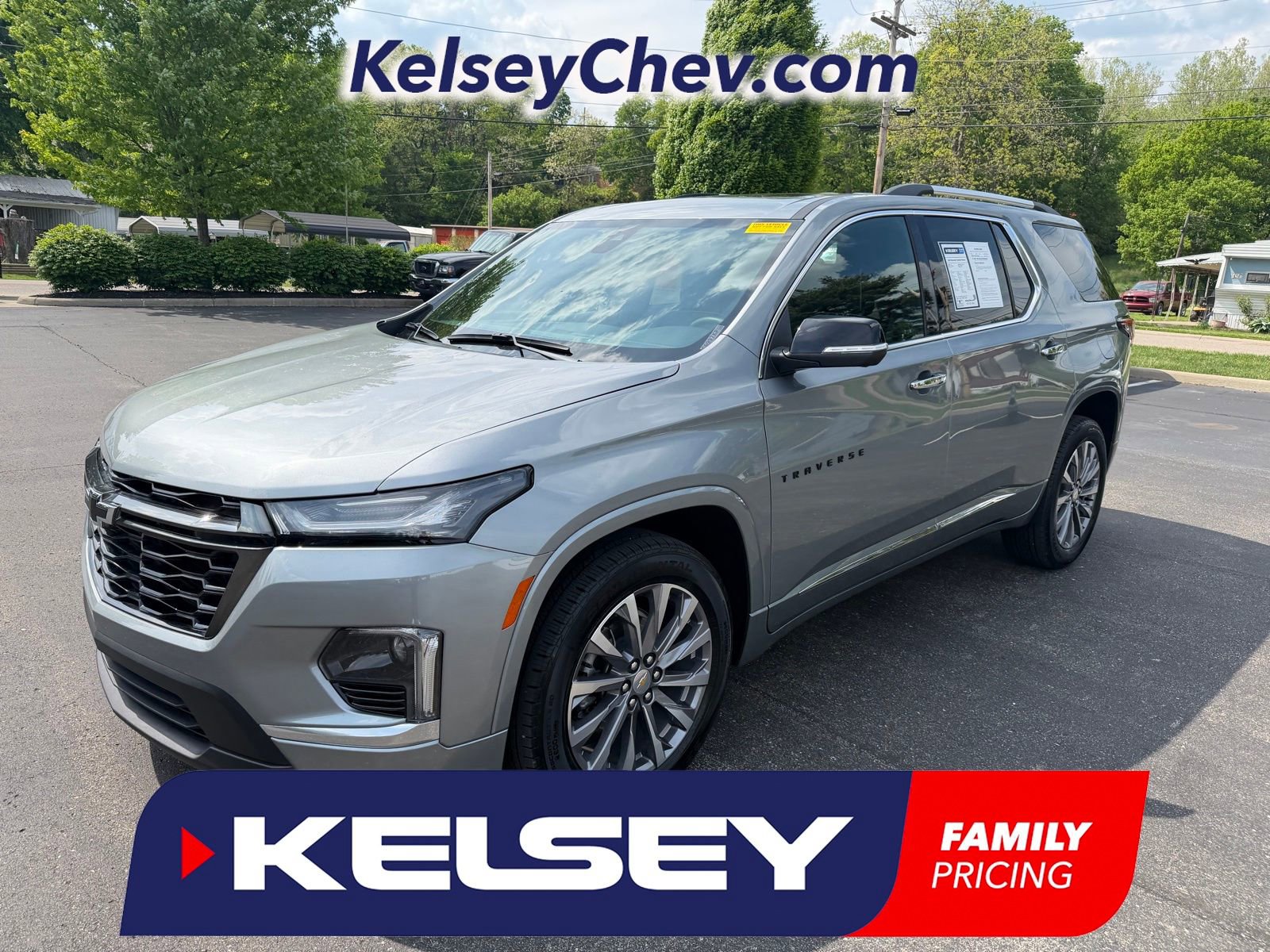 Used 2023 Chevrolet Traverse Premier w/ LPO, Floor Liner Package AWD/4WD image 1