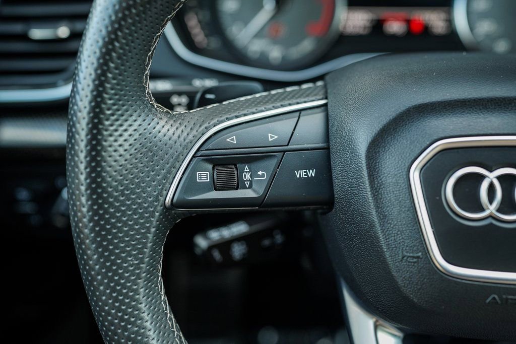 Used 2023 Audi SQ5 Premium w/ Convenience Package image 28