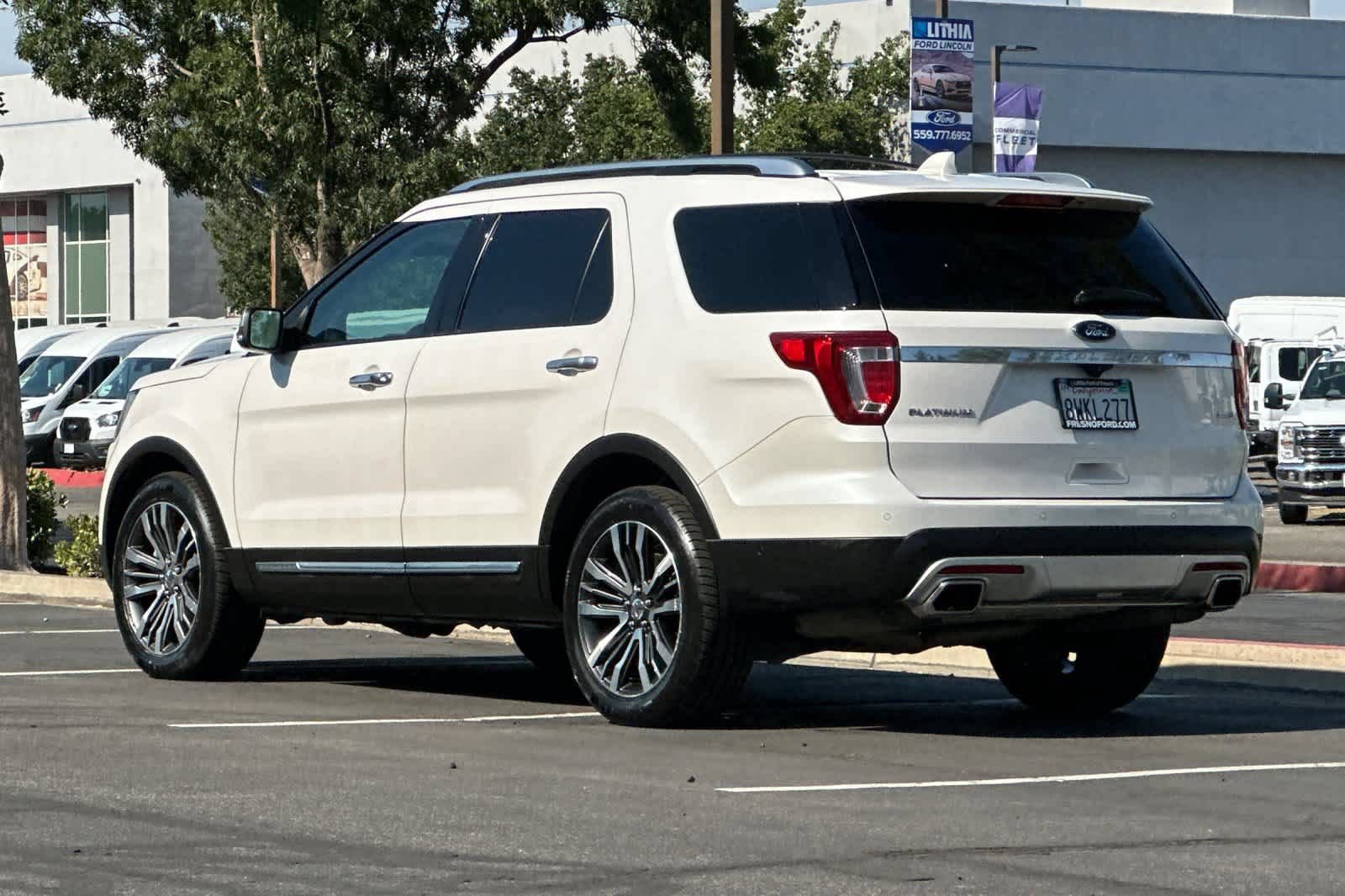 Certified 2017 Ford Explorer Platinum AWD/4WD image 7