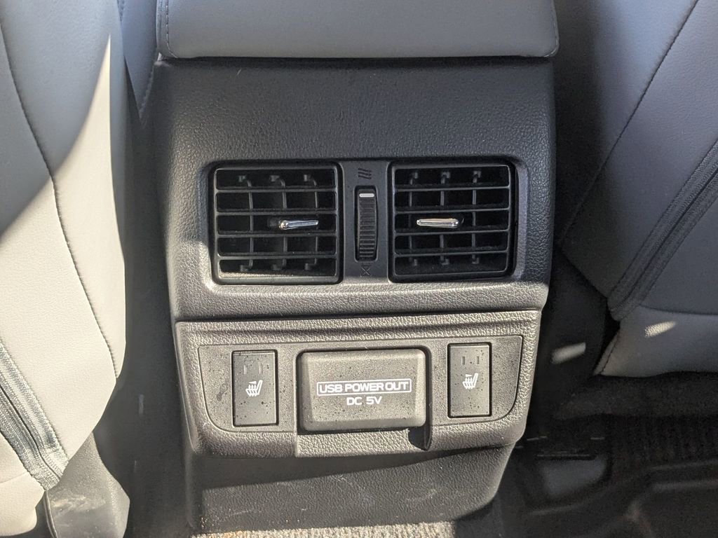 Used 2018 Subaru Outback 3.6R Limited image 27