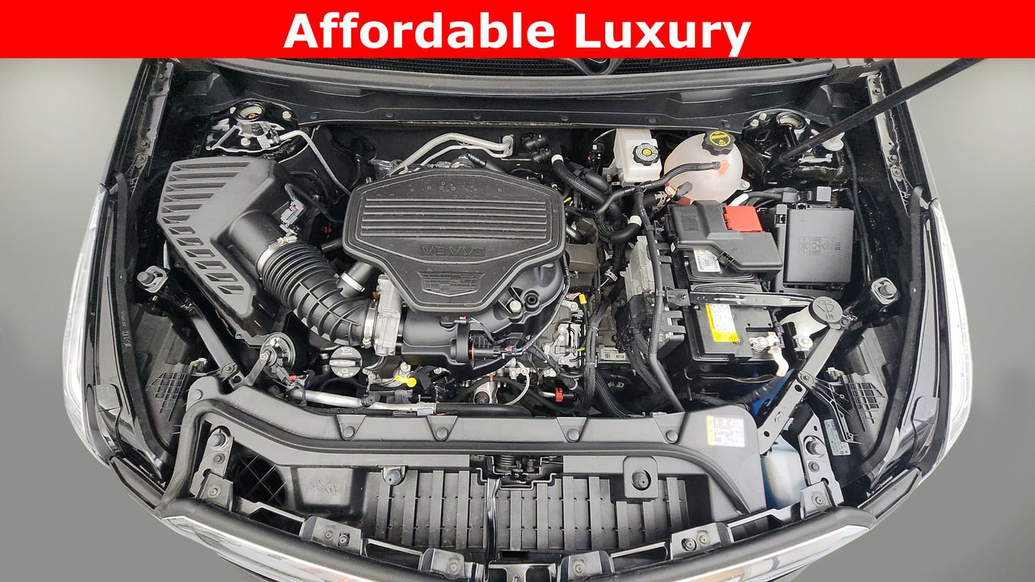 Used 2025 Cadillac XT5 Premium Luxury AWD/4WD image 28