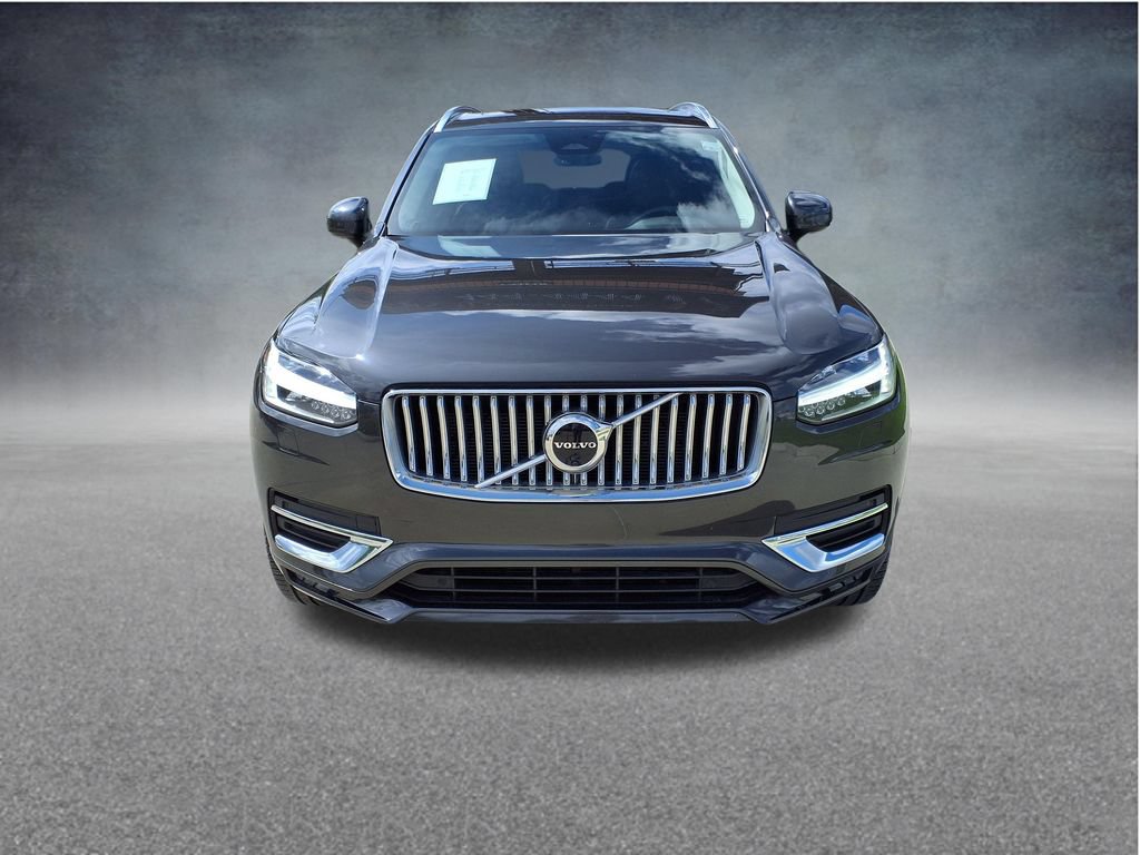 Certified 2023 Volvo XC90 B6 Plus AWD/4WD image 3
