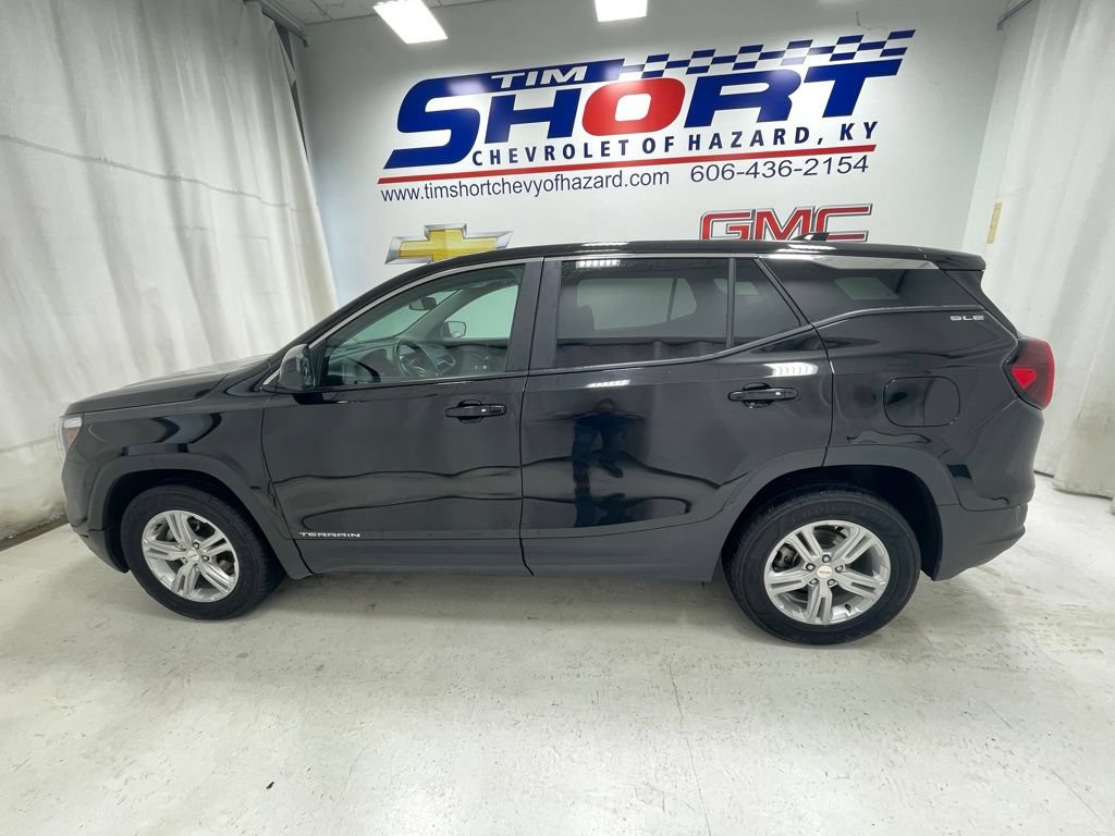 Used 2024 GMC Terrain SLE AWD/4WD image 7