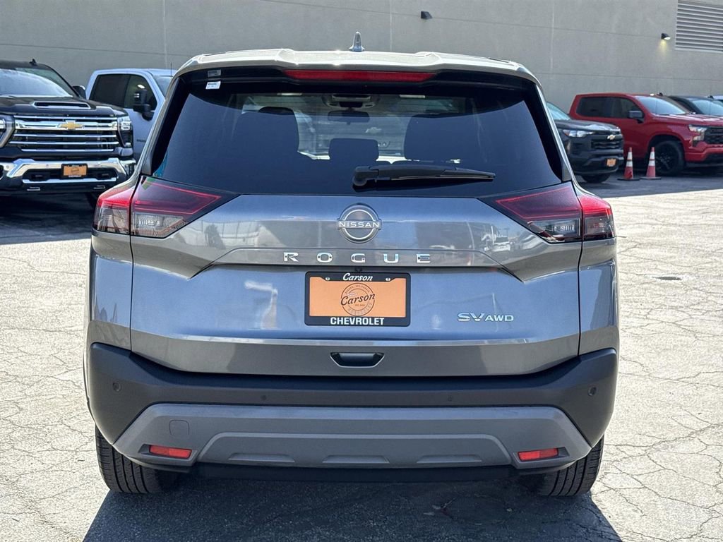 Used 2023 Nissan Rogue SV AWD/4WD image 4