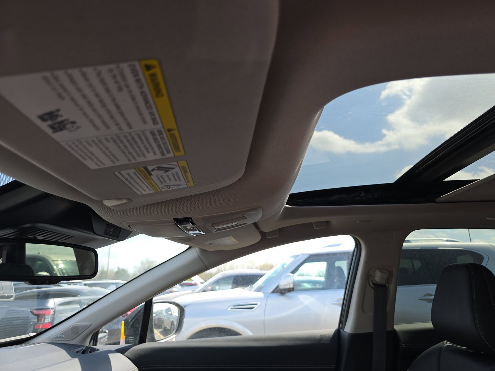 Used 2025 Nissan Murano SL AWD/4WD image 14