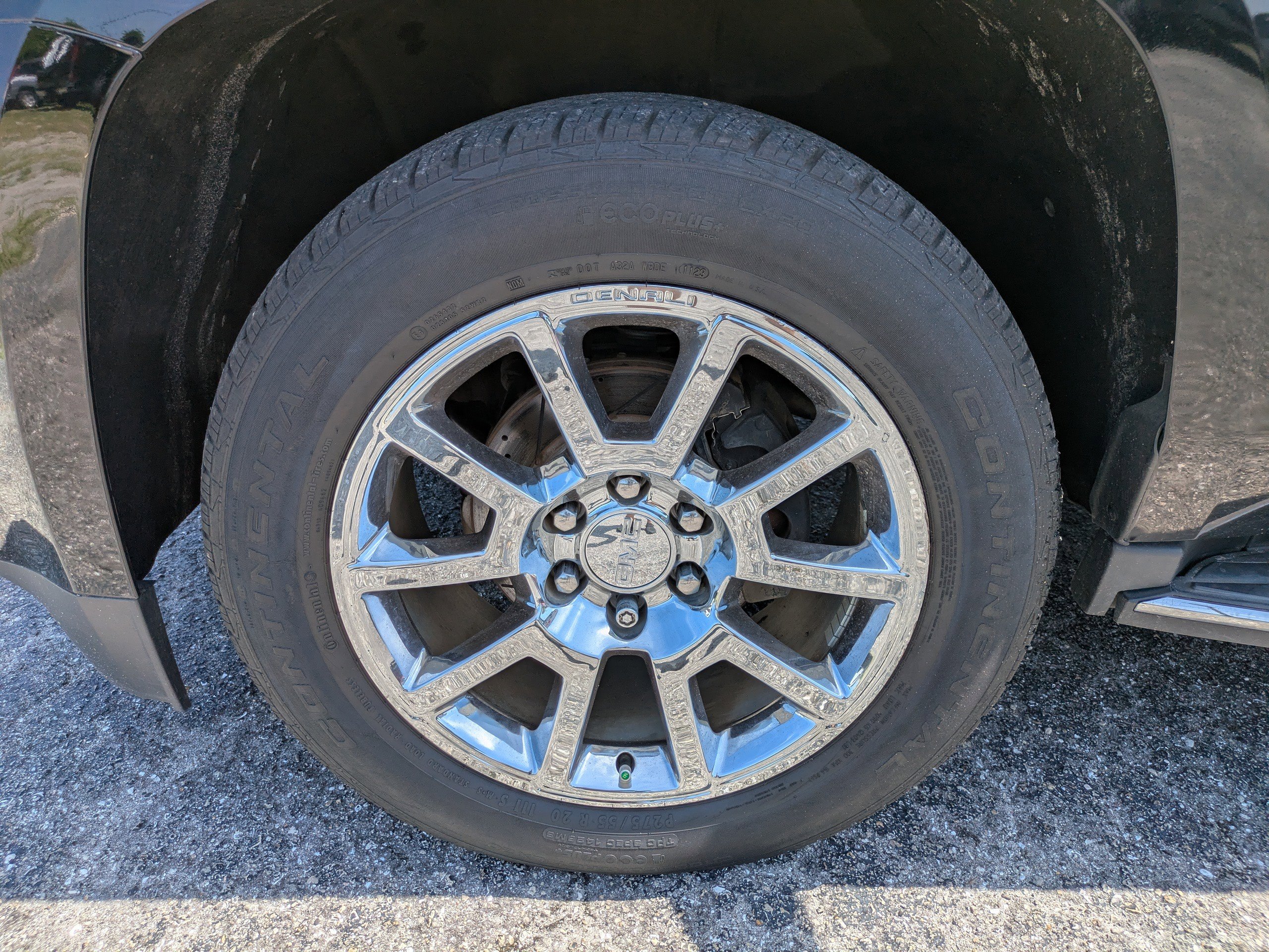 Used 2019 GMC Yukon Denali w/ Open Road Package image 10