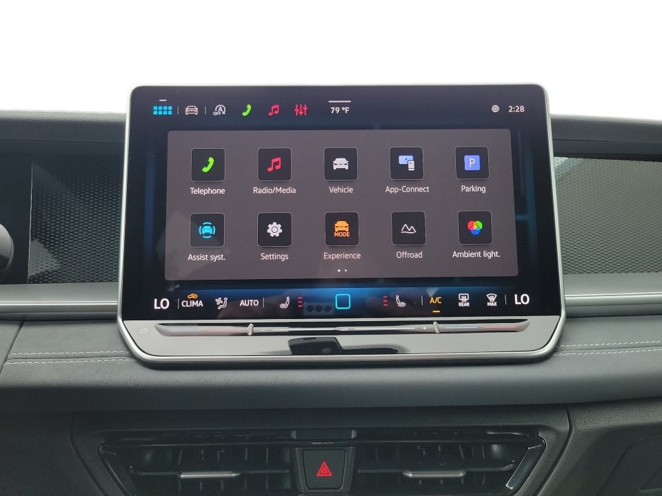 New 2026 Volkswagen Tiguan SE R-Line AWD/4WD image 16