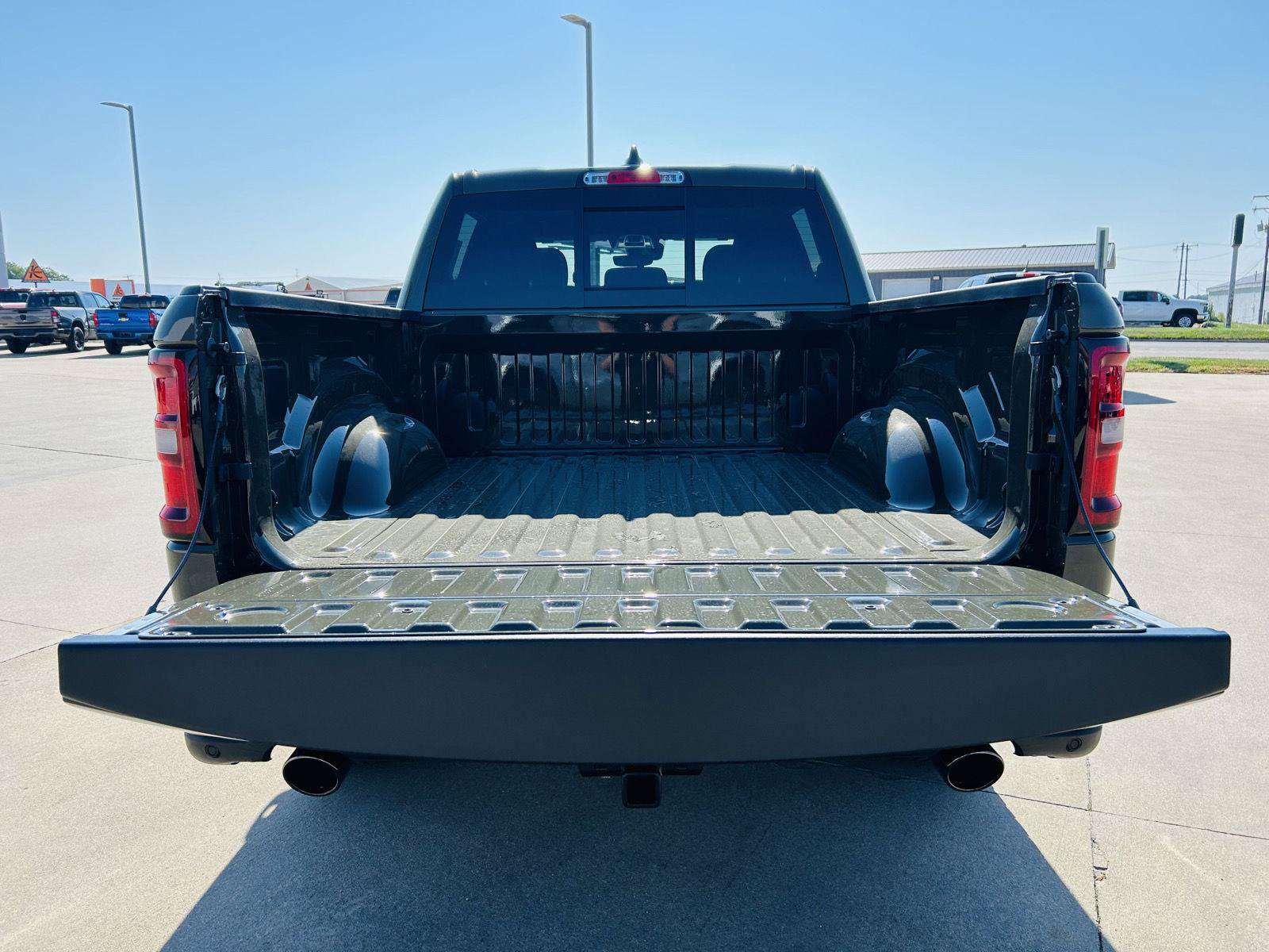 New 2027 RAM 1500 Big Horn AWD/4WD image 31