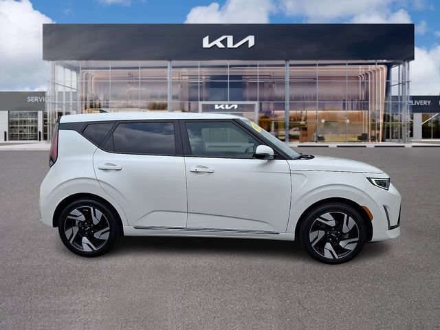 Used 2023 Kia Soul GT-Line w/ GT-Line Technology Package FWD image 7
