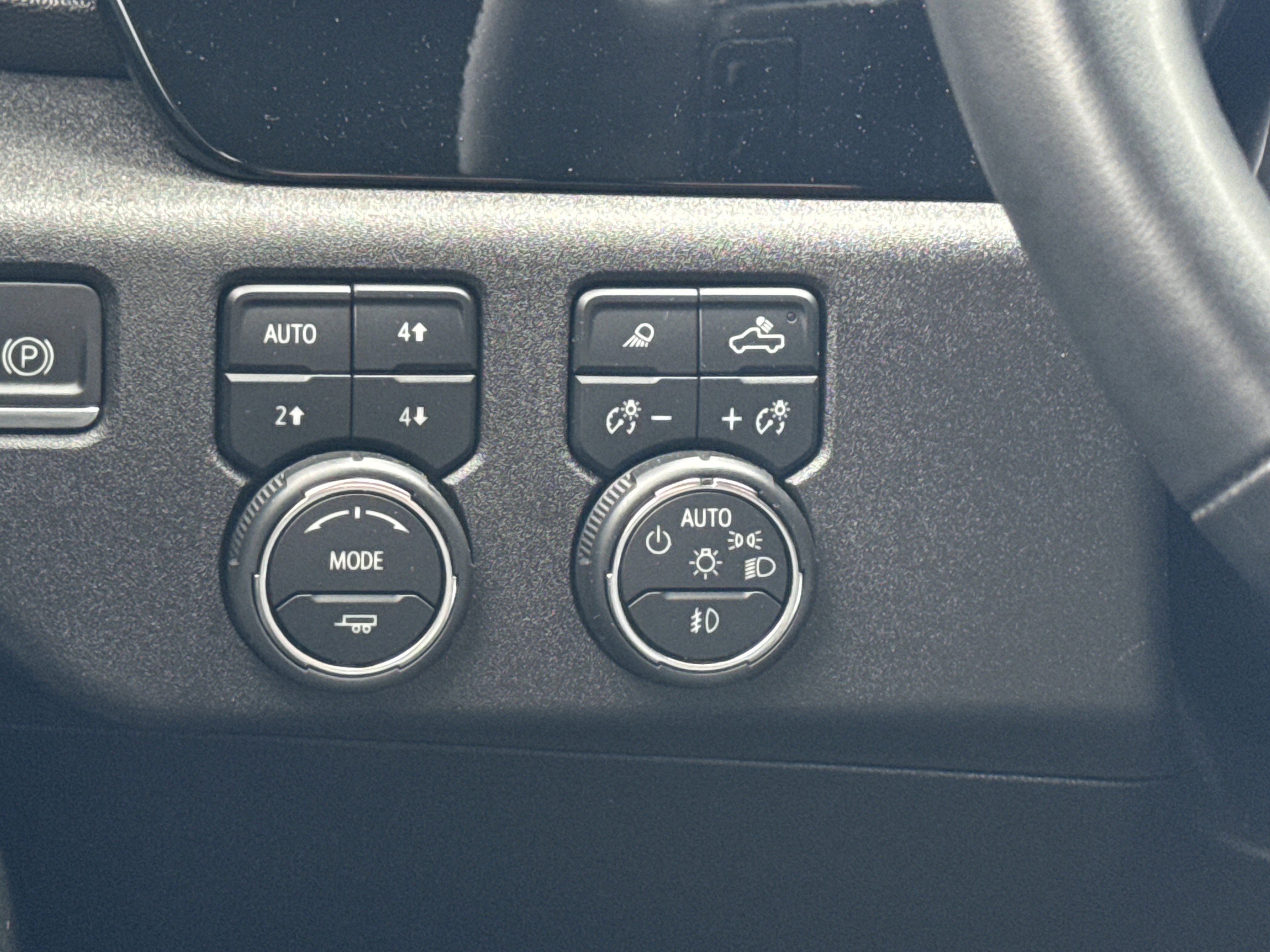Used 2024 Chevrolet Silverado 1500 RST w/ Convenience Package II AWD/4WD image 4