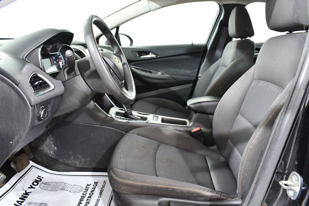 Used 2016 Chevrolet Cruze LS FWD image 6