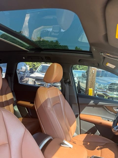 Used 2025 Audi Q7 3.0T Premium Plus AWD/4WD image 17