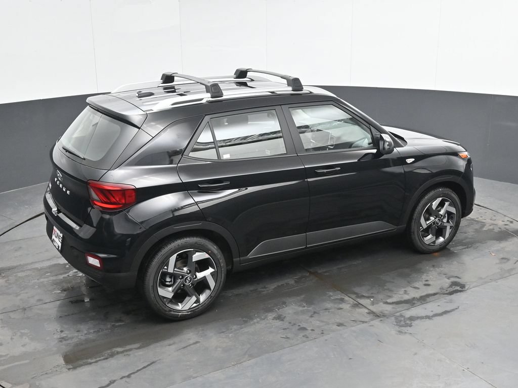 New 2026 Hyundai Venue SEL FWD image 29