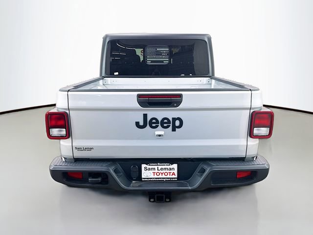 Used 2022 Jeep Gladiator Sport AWD/4WD image 6