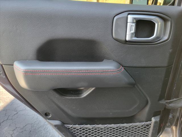 Used 2021 Jeep Wrangler Unlimited Rubicon w/ Uconnect 4C Nav & Sound Group AWD/4WD image 17
