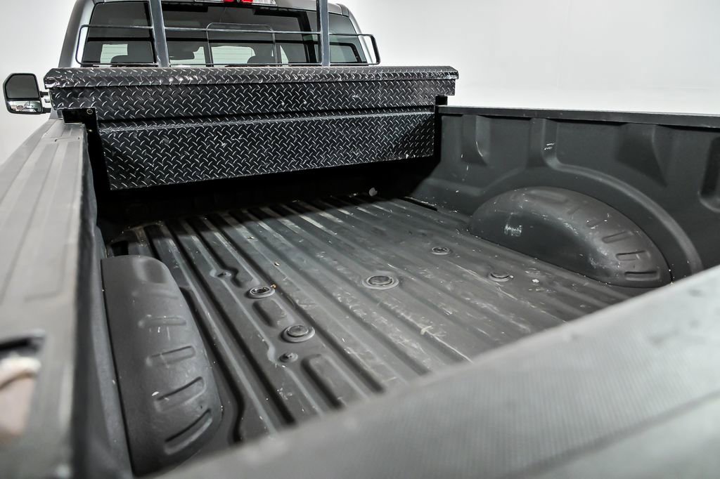 Used 2019 Ford F350 Lariat w/ Lariat Ultimate Package image 9