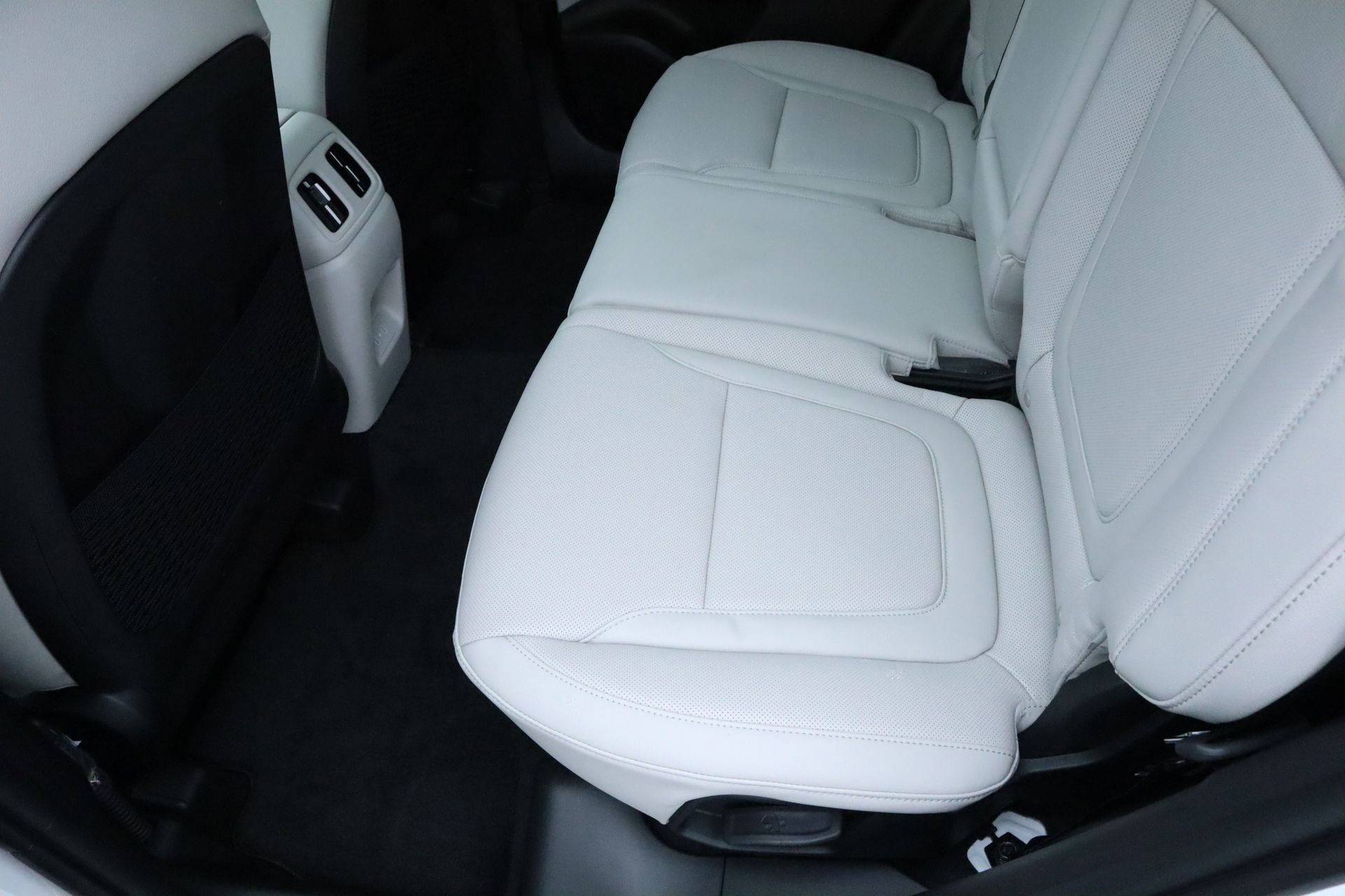 New 2026 Hyundai Tucson Limited image 18