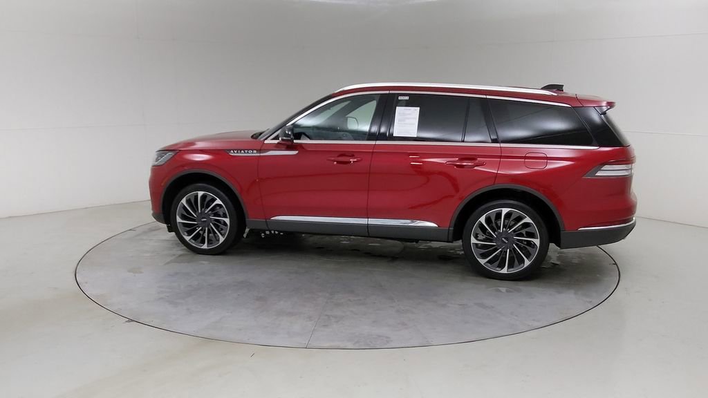 Used 2025 Lincoln Aviator Reserve w/ Equipment Group 201A image 17