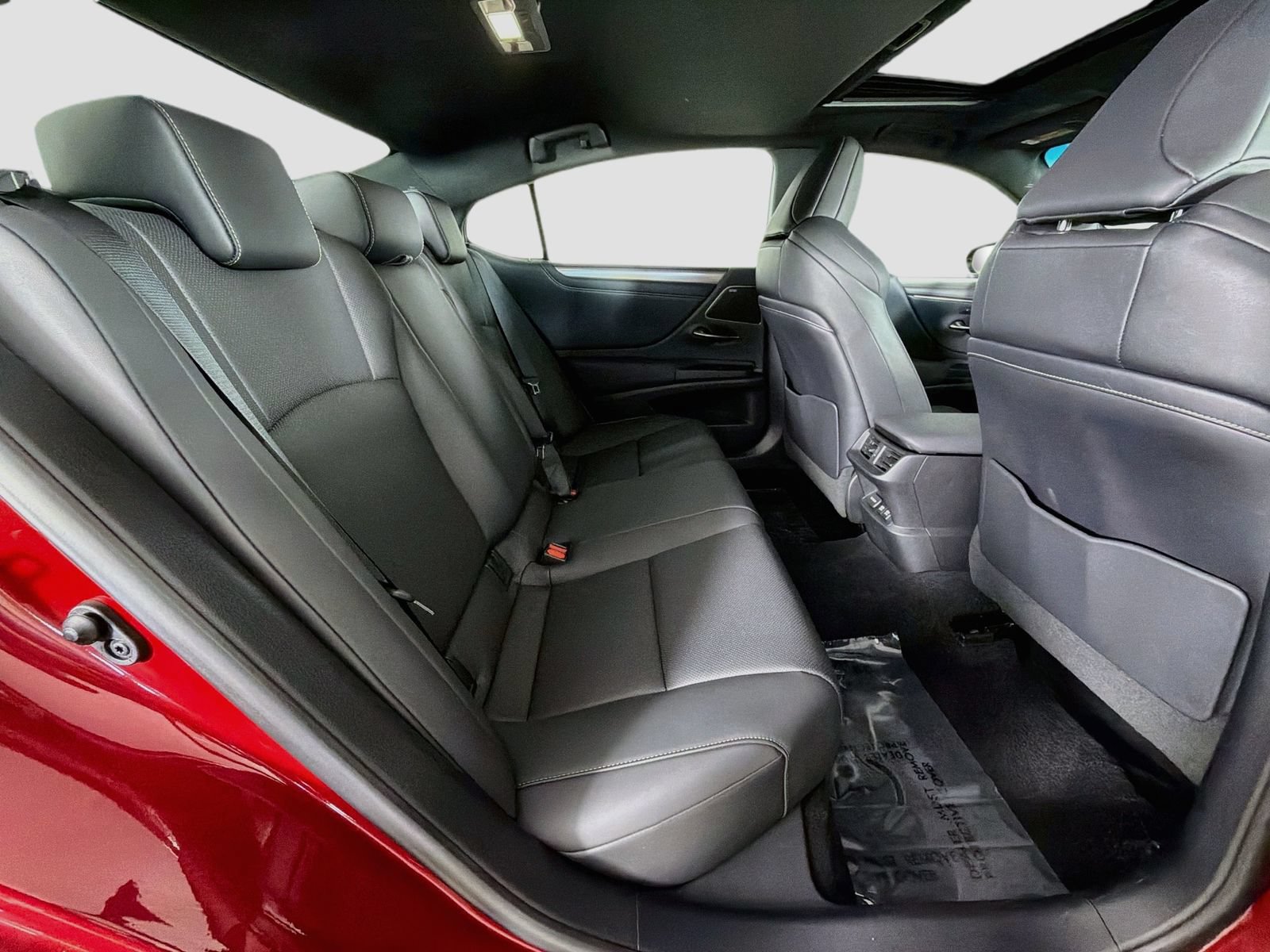 Used 2021 Lexus ES 350 F Sport w/ Accessory Package 2 FWD image 29