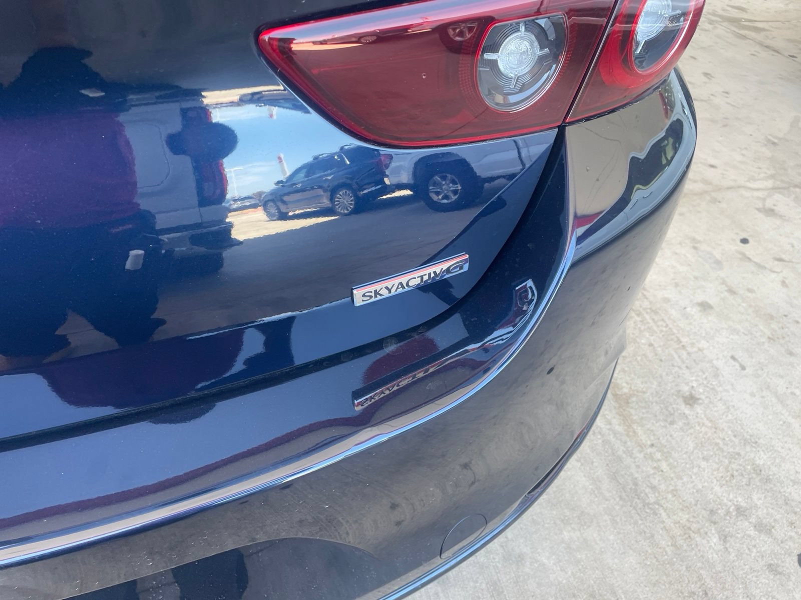 Used 2025 MAZDA MAZDA3 s FWD image 12