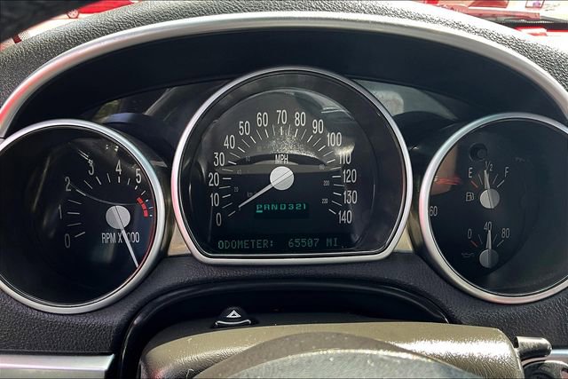 Used 2004 Chevrolet SSR w/ Preferred Equipment Group image 22