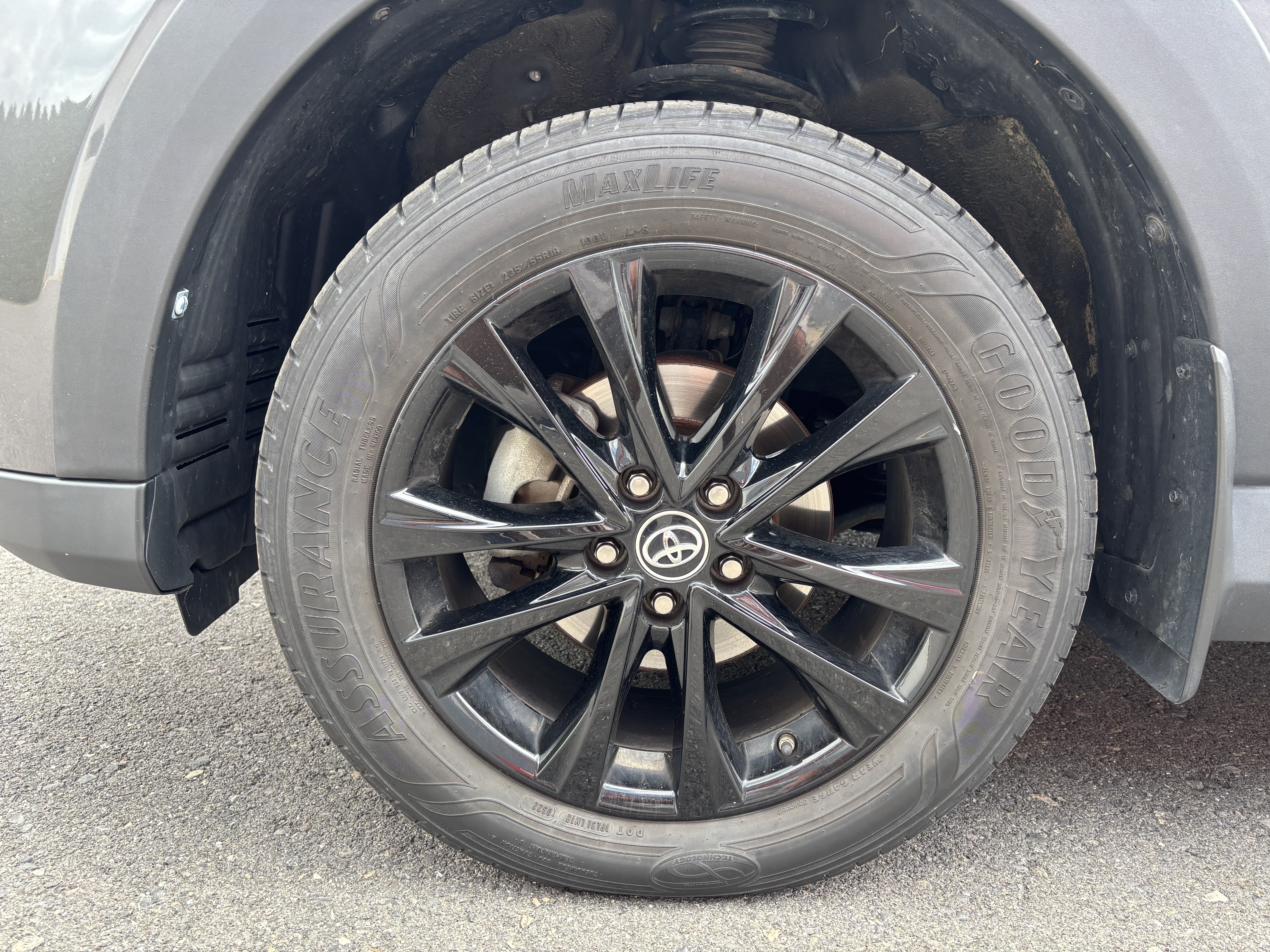 Used 2018 Toyota RAV4 Adventure w/ Plus Extra Value Package AWD/4WD image 11