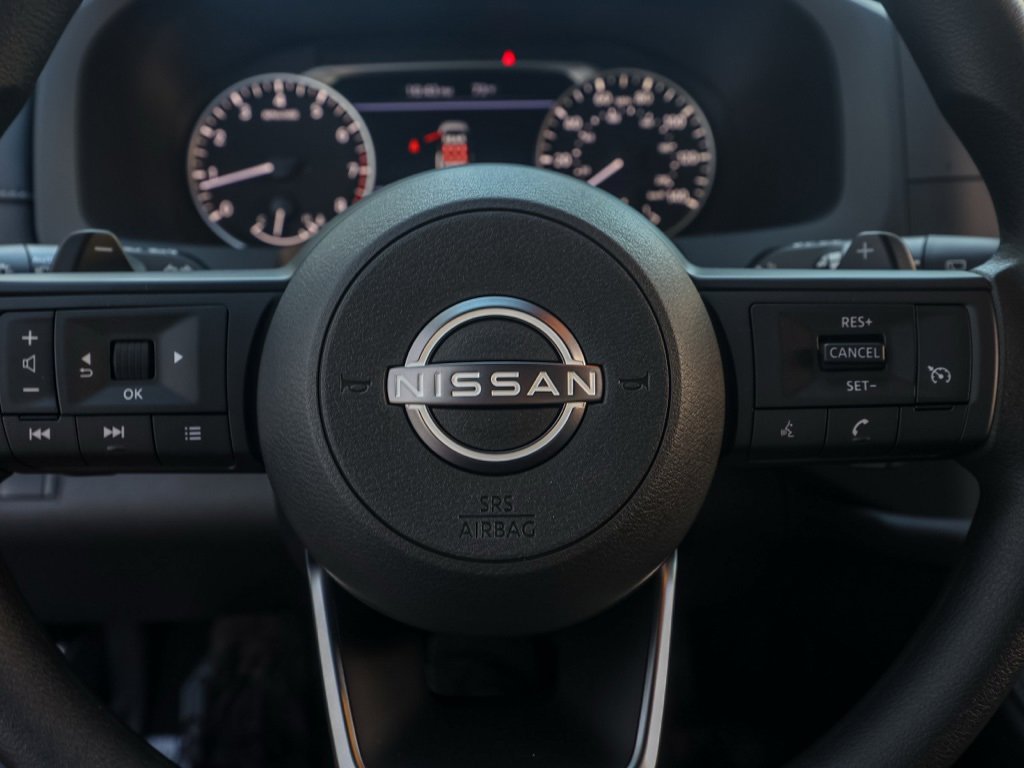 New 2025 Nissan Pathfinder S image 25