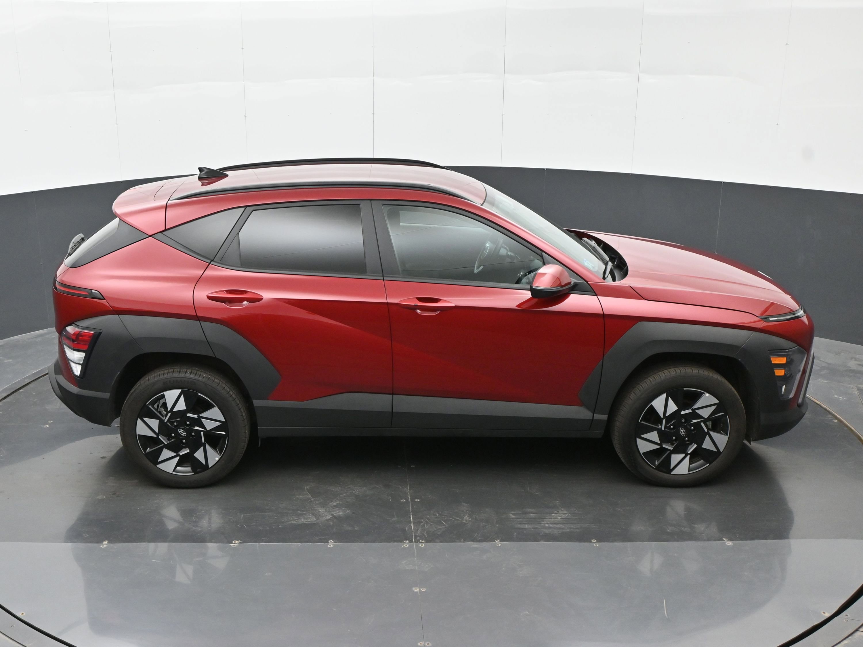 Certified 2025 Hyundai Kona SEL image 36
