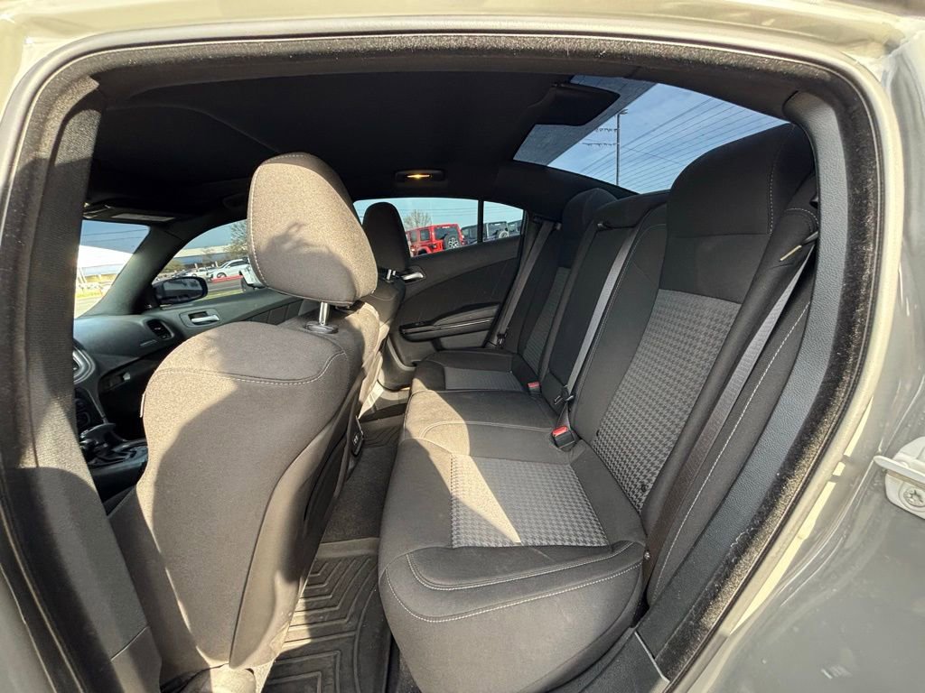 Used 2023 Dodge Charger R/T w/ Blacktop Package image 19