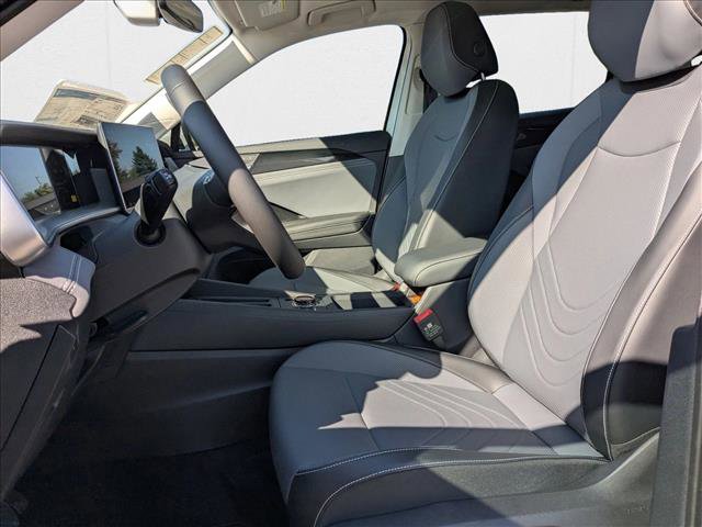 New 2025 Volkswagen Tiguan SE image 4