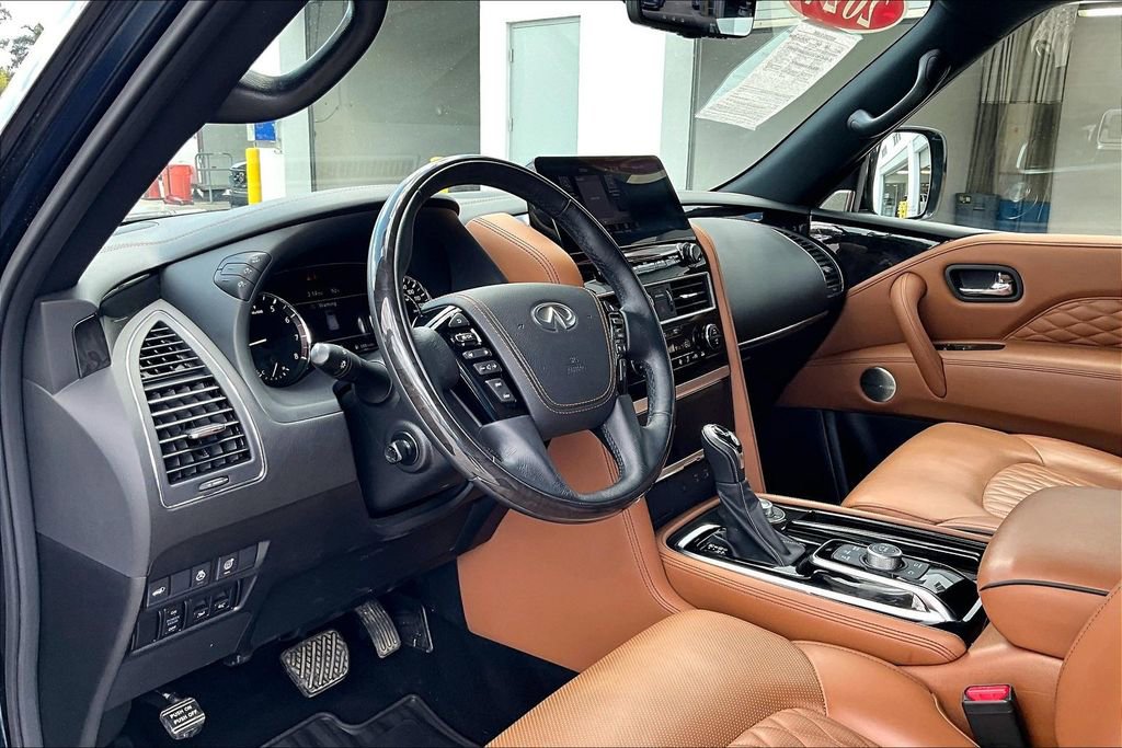 Used 2024 INFINITI QX80 Sensory image 14