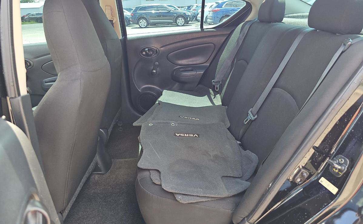 Used 2016 Nissan Versa S Plus FWD image 12