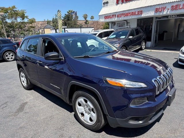 Used 2014 Jeep Cherokee Sport FWD image 8