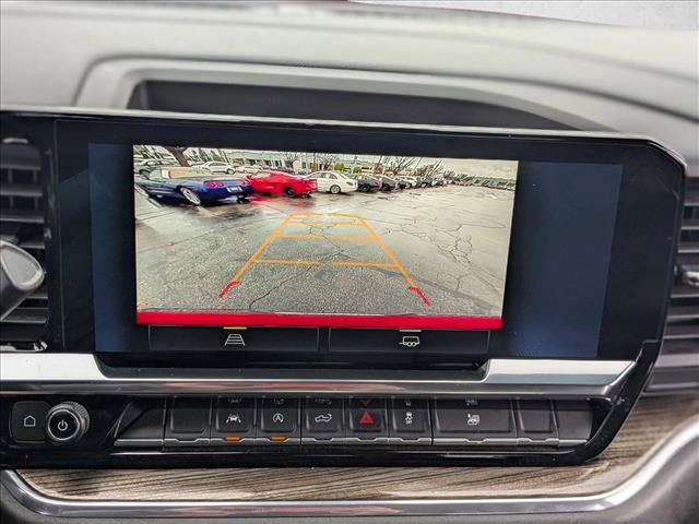 Used 2025 Chevrolet Silverado 1500 LT image 14