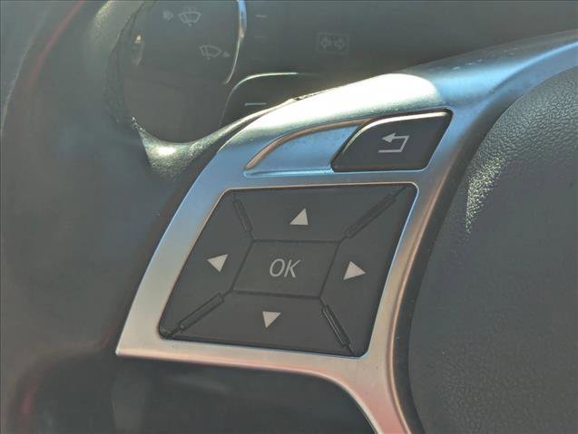 Used 2014 Mercedes-Benz E 350 4MATIC Sedan image 11