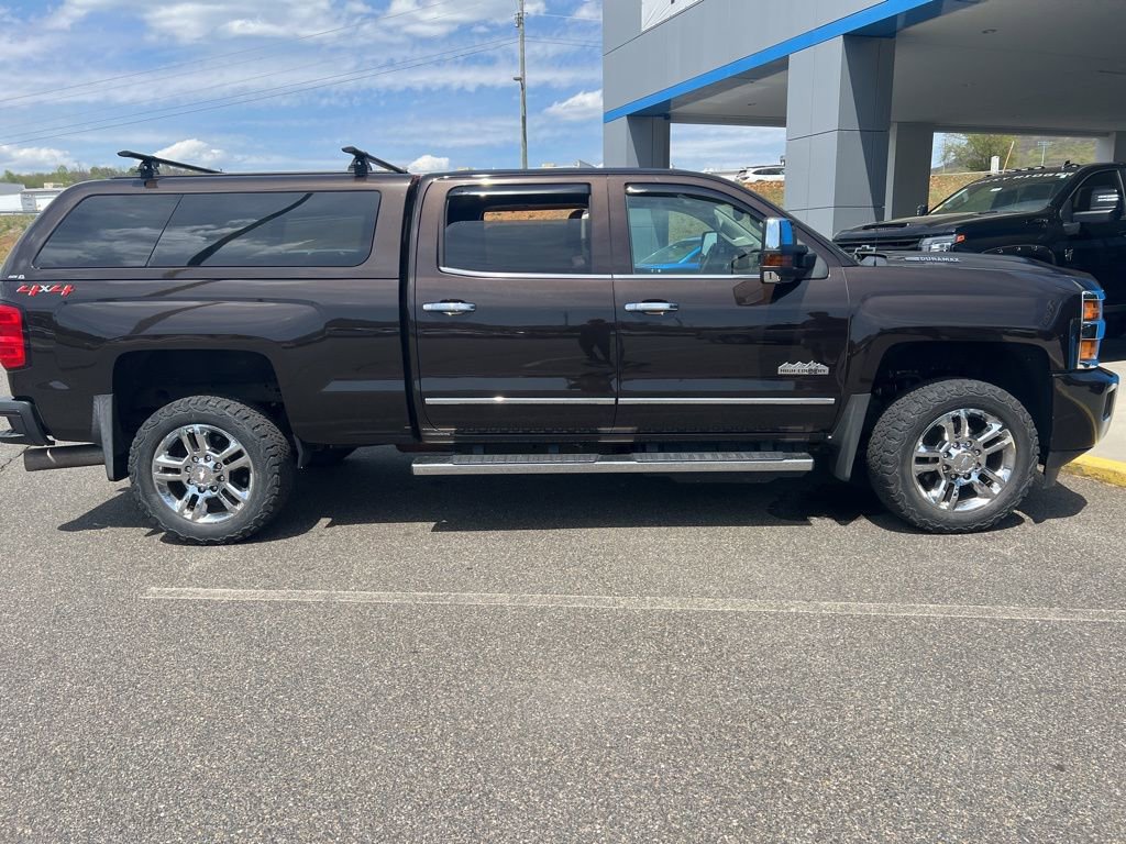 Used 2019 Chevrolet Silverado 2500 High Country w/ Duramax Plus Package AWD/4WD image 8