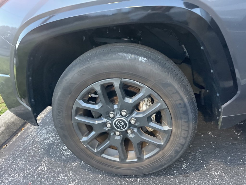 Used 2023 Toyota Tundra Platinum image 11