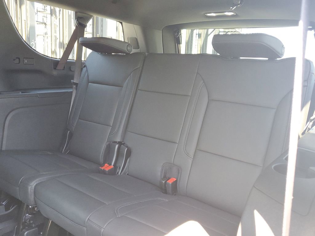 New 2026 Chevrolet Suburban LT w/ Comfort Package image 14