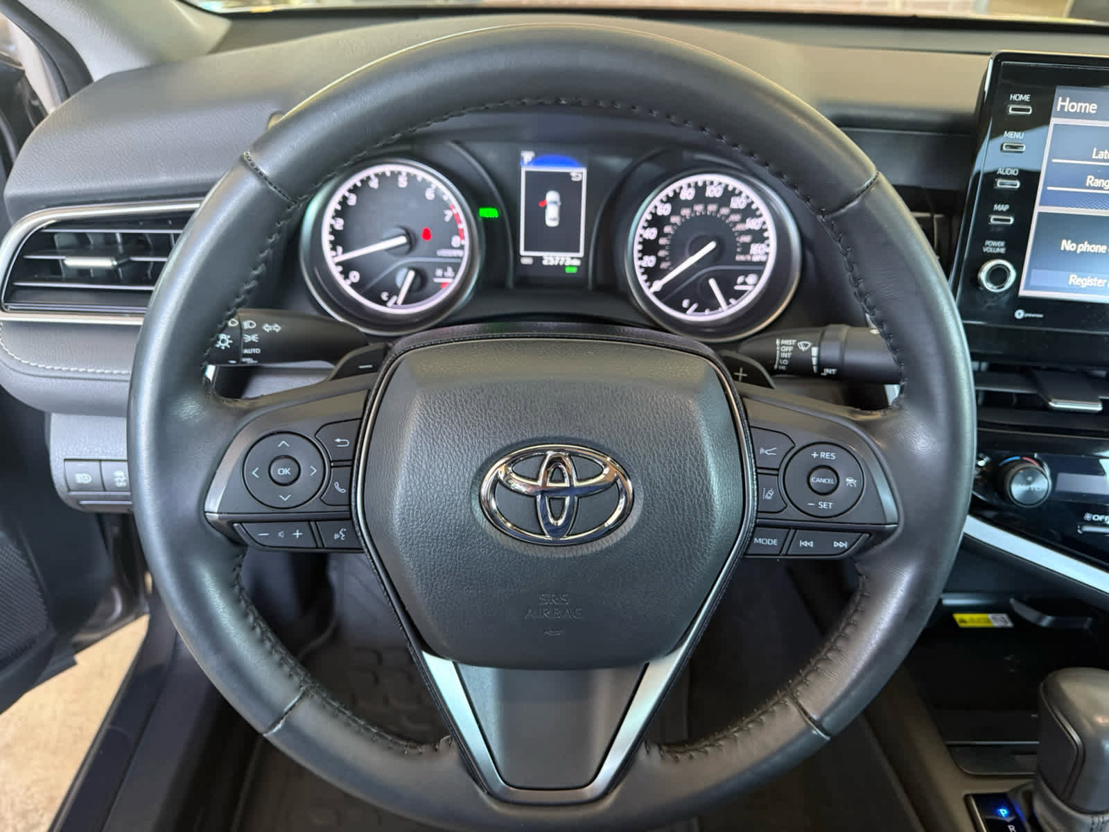 Used 2023 Toyota Camry SE w/ Audio Upgrade Package image 2
