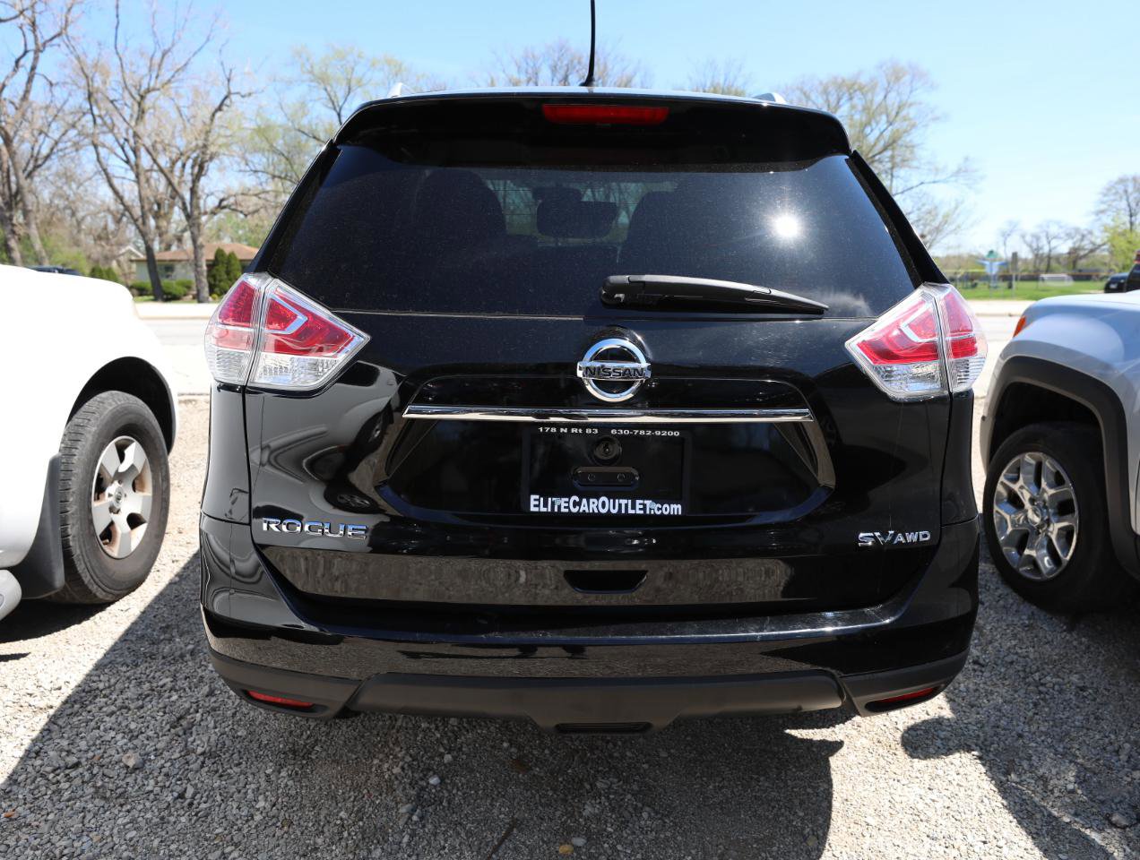 Used 2015 Nissan Rogue SV image 6
