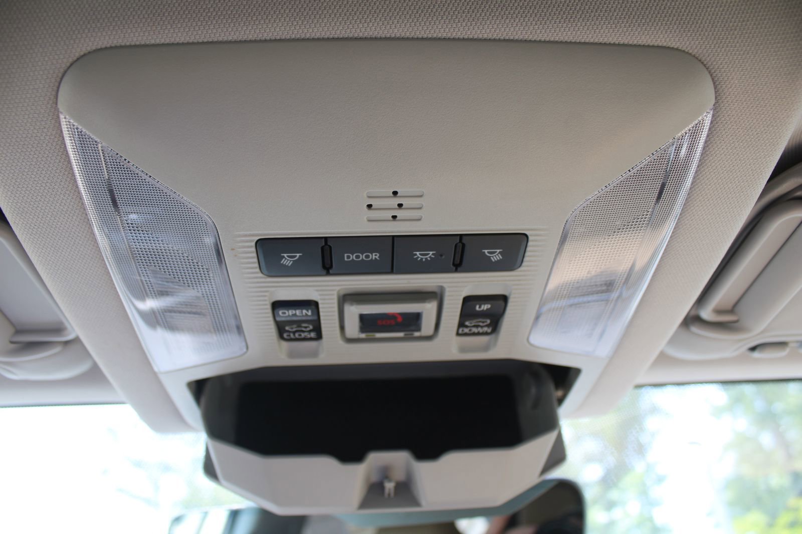 Used 2022 Toyota RAV4 Limited AWD/4WD image 53