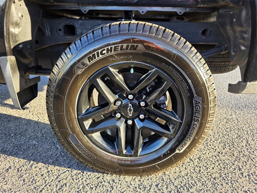 Used 2019 Chevrolet Silverado 1500 Custom Trail Boss w/ Custom Convenience Package image 11