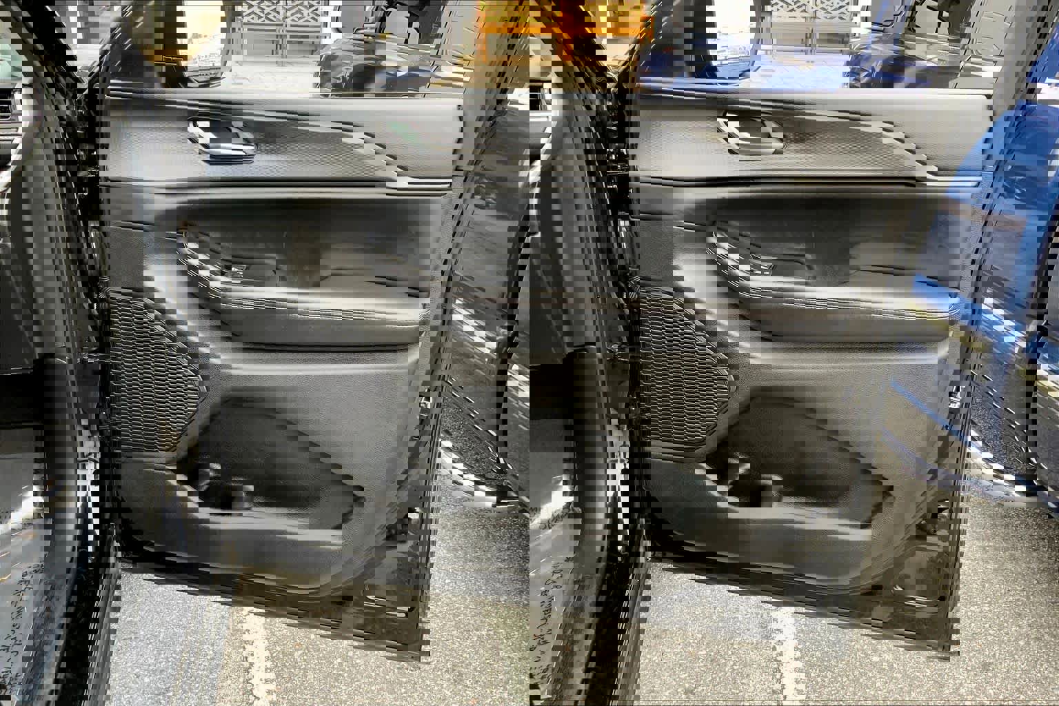 Used 2023 Jeep Grand Cherokee L Laredo image 20