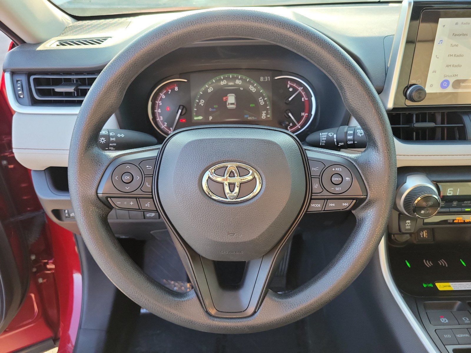 Used 2025 Toyota RAV4 XLE w/ Convenience Package FWD image 17
