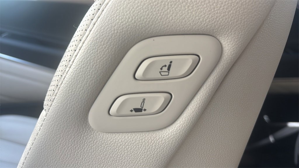 Used 2021 Genesis GV80 2.5T image 30