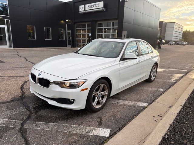 Used 2015 BMW 320i xDrive Sedan AWD/4WD image 1