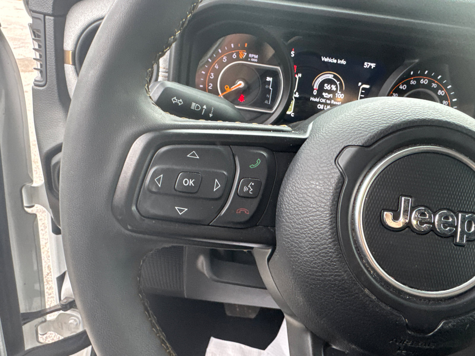 Used 2025 Jeep Gladiator Sport image 23