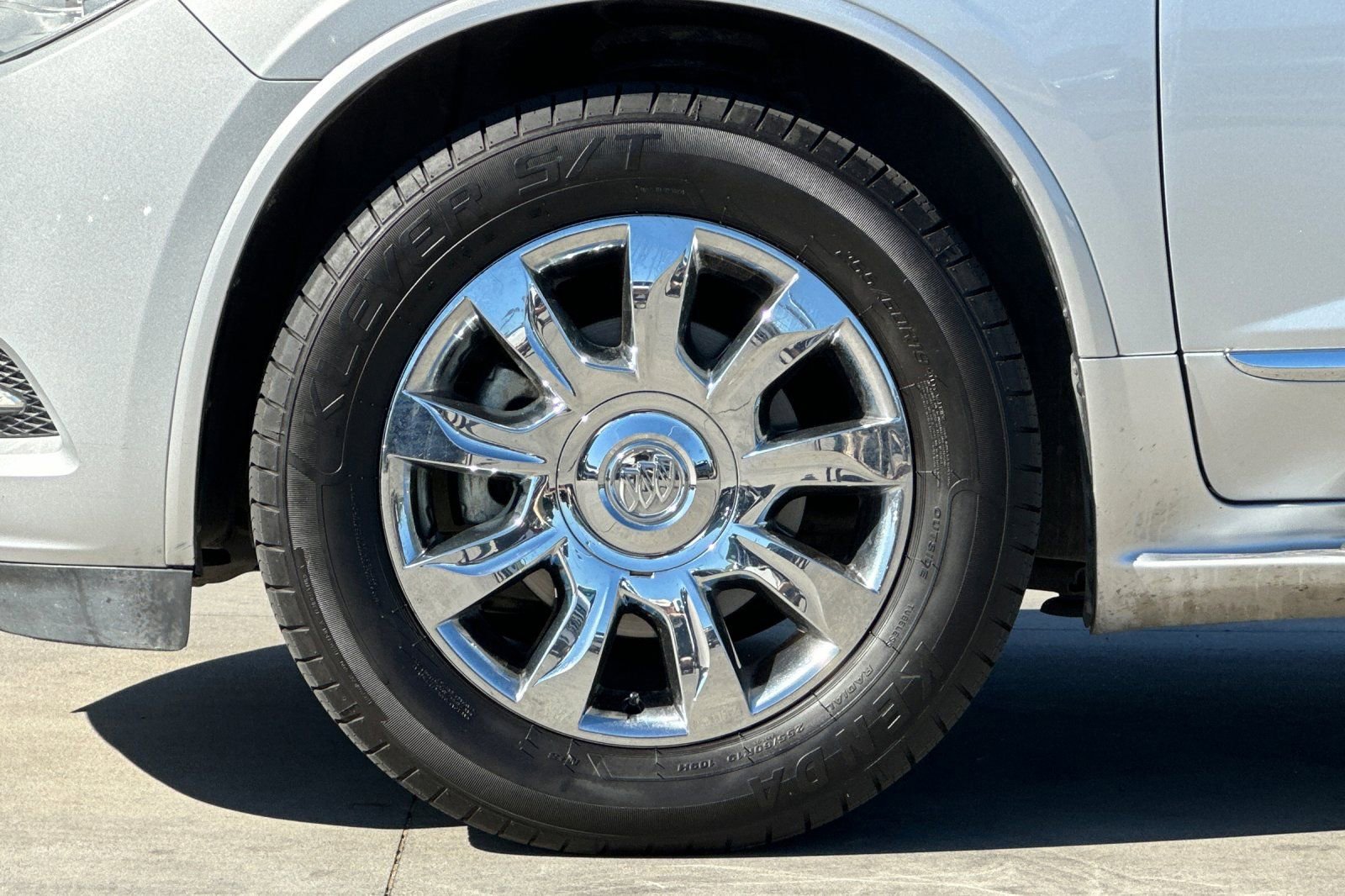 Used 2016 Buick Enclave Leather image 26