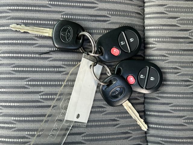 Used 2015 Toyota Tundra SR5 w/ TRD Off Road Package image 29